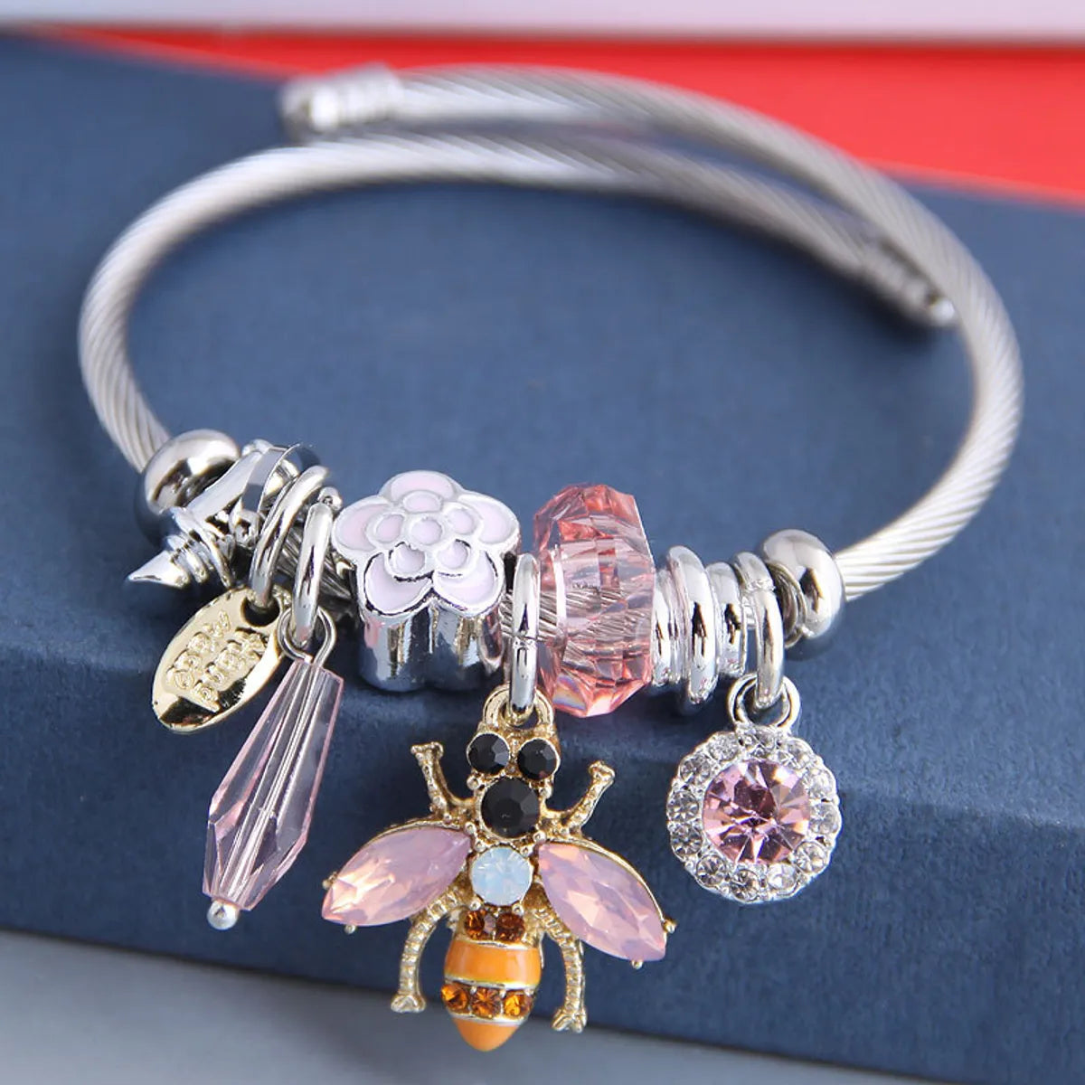 Women’s pearl bracelet-Elegant Lady Insect Stainless Steel Inlay Rhinestones Bangle