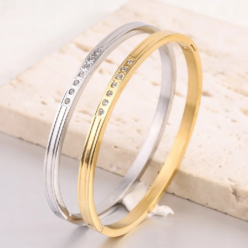 Women’s trendy bracelet-Wholesale Simple Style Solid Color Stainless Steel Inlay Zircon Bangle