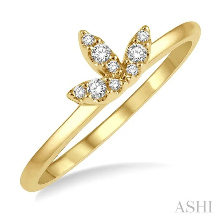 Women’s vintage diamond engagement rings-1/10 ctw Tri Leaf Round Cut Diamond Petite Fashion Ring in 10K Yellow Gold