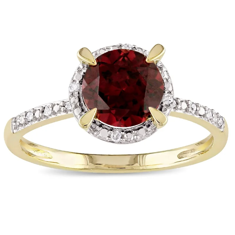 Women’s luxury engagement ring-Miadora 10k Yellow Gold Garnet and Diamond Accent Ring (G-H, I2-I3)