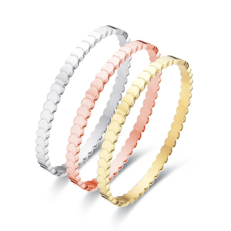 Women’s exclusive bracelet-Simple Style Solid Color Stainless Steel Plating Gold Plated Bangle