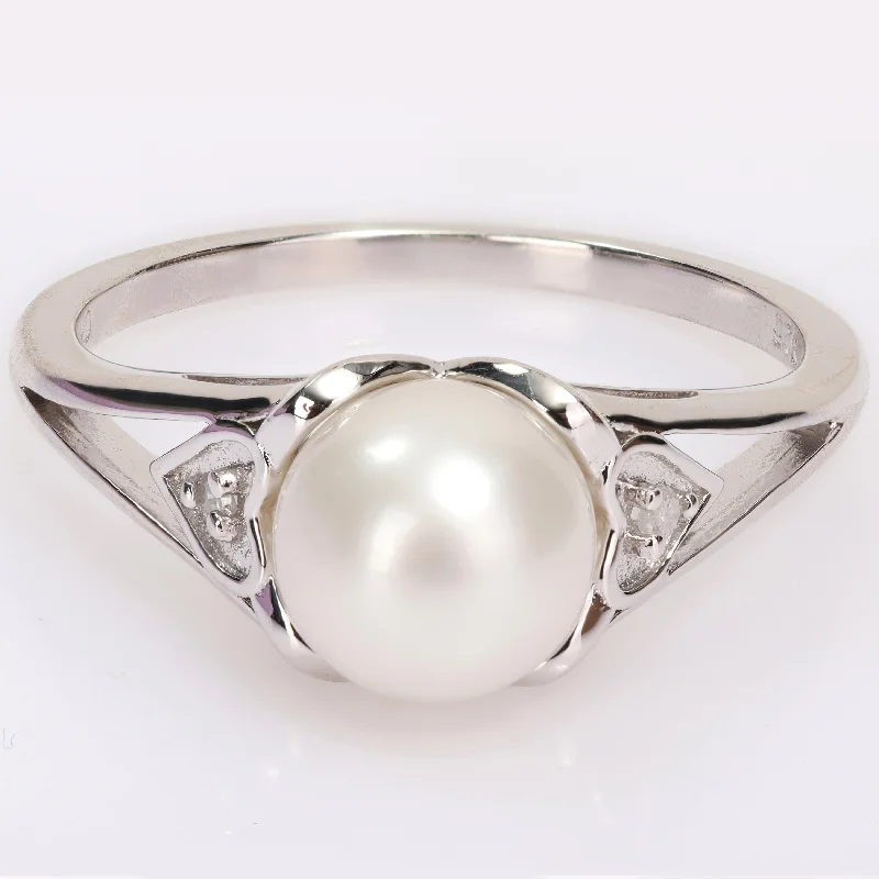 Women’s sterling silver ring-Miadora Sterling Silver Cultured FW Pearl & Diamond Accent Solitaire Split Shank Ring (7-7.5mm)