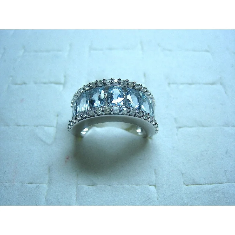 Women’s stylish statement ring-925 Sterling Silver Aquamarine and White Sapphire Band Ring