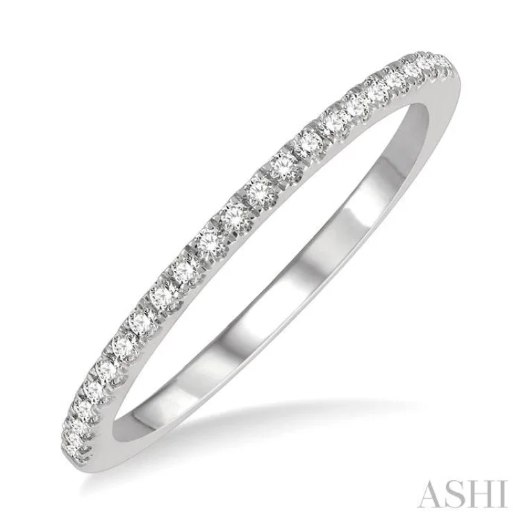 Women’s large diamond engagement rings-1/6 ctw Round Cut Diamond Stack Band in 14K White Gold