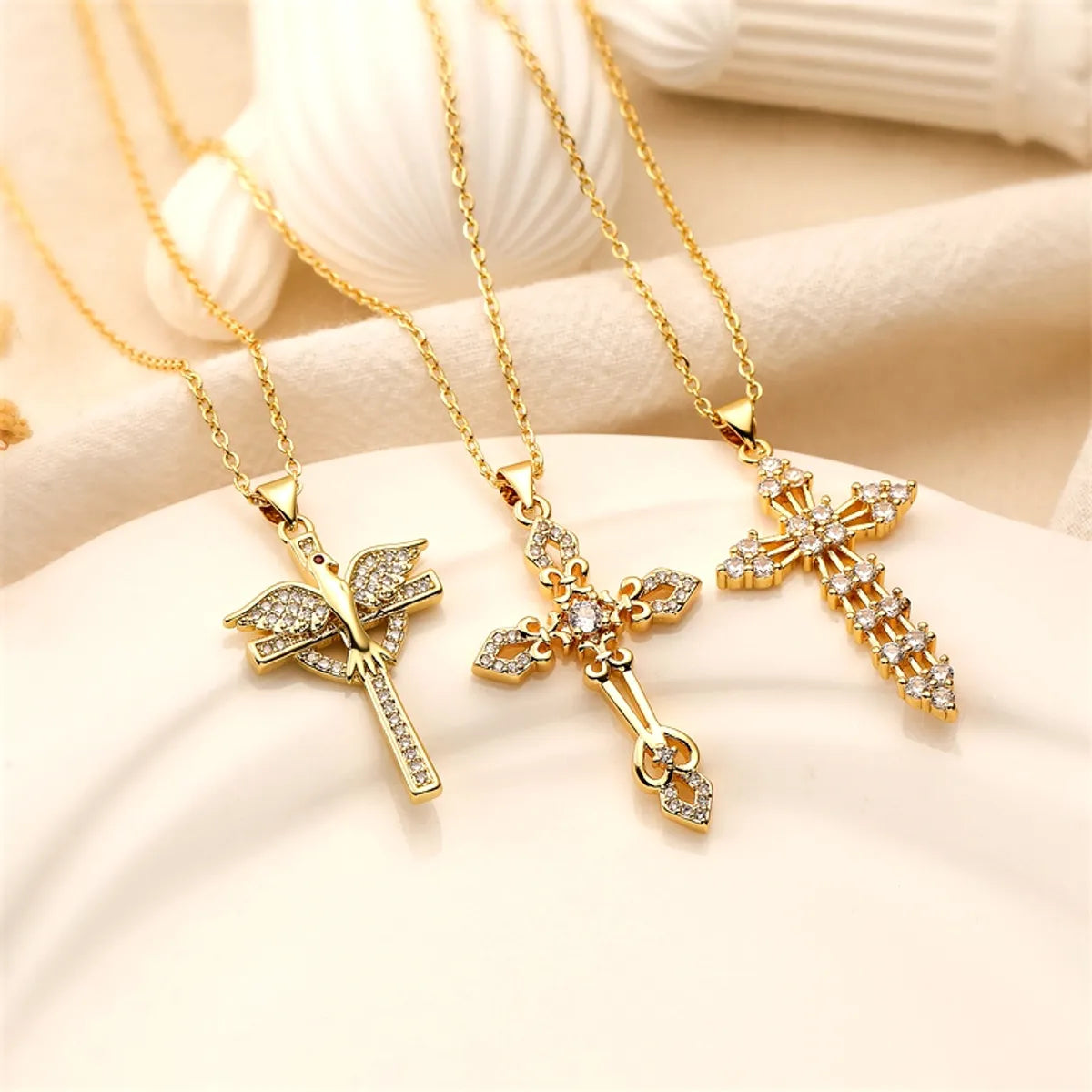 Women’s pearl necklace-Ig Style Simple Style Cross Copper Plating Inlay Zircon Gold Plated Pendant Necklace