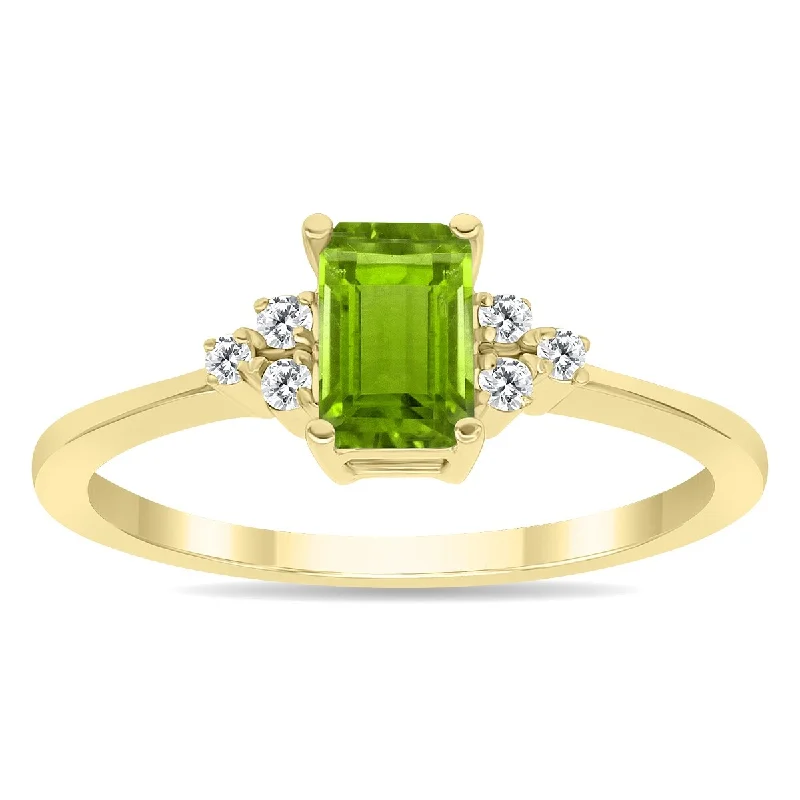 Women’s turquoise ring-Peridot and Diamond Regal Ring in 10k Yellow Gold